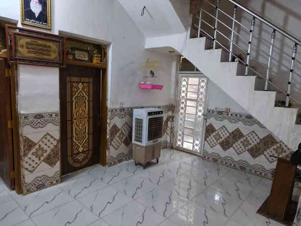 للبيع مساحة 200 متر 
يحتوي على غرفتين وصاله ومطبخ وأستقبال ومجموعة صحيات داخليه وخارجيه  صب كونكريت مسلح
السعر 170 مليون مطلوب المصرف الأسكان 18 مليون شهرياً 175 الف
العنوان محافظة النجف الأشرف حي النداء منطقة ال50 الف قرب شارع المجمعات  
للأستفسار أكثر ***********
