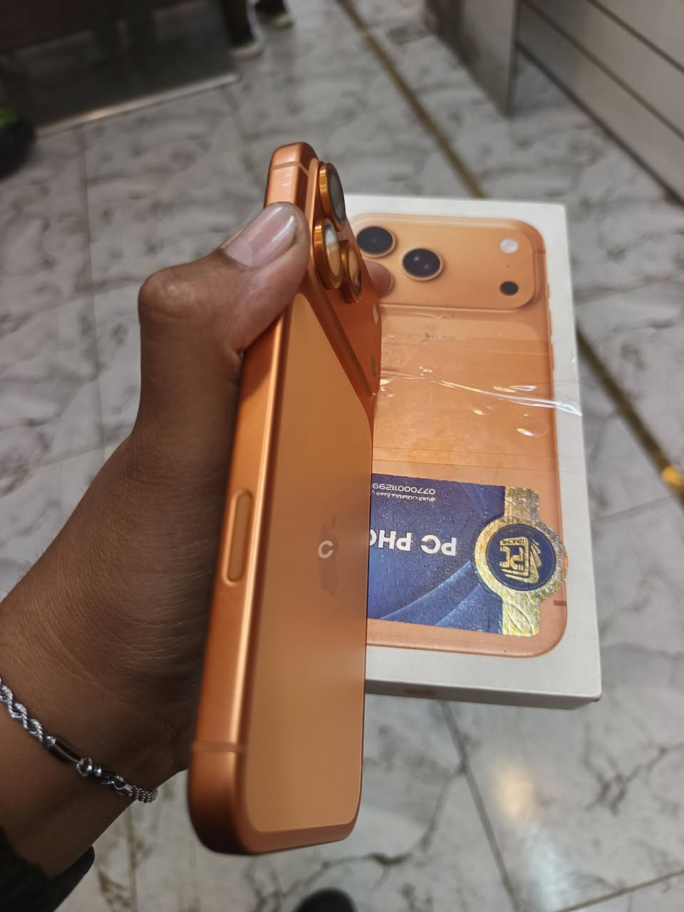 سلام عليكم 17 برو ماكس بطاريه 100 مشحون 141 جهاز كلش نضيف سعره ثنين و 100 بي مجال بسيط كلش *********** مكاني بغداد الحسينيه
