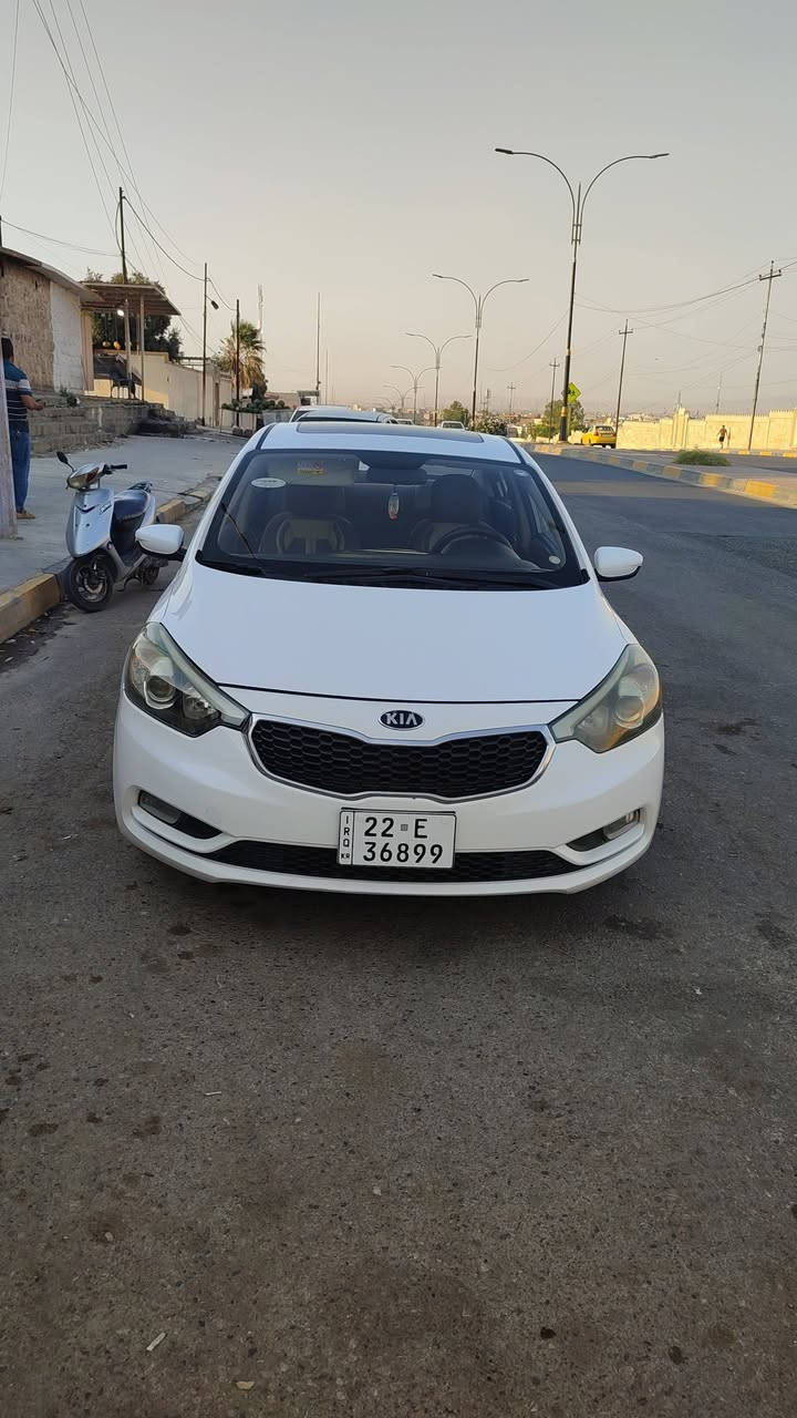 سيراتو 2014 خليجي 
محرك 1600 دوش 
تخم تاير جديد
باتري جديد 
حداديه جديدة 
ادامه عامه 
تبريد ثلج 
كهربائيات كله شغاله 
شاشه وكاميرا 
تحكم جهتين 
فتحه سقف
دوشمه جديدة 
السيارة جاهزة من كلشي 
هزة جديدة سنويه ال 2031
رقم اربيل ب اسمي تحويل وكله خادم
السعر 105 وبيه مجال
مكان السيارة مخافظه الديوانيه مركز  
ملاحضه الي حاب يعرف باقي التفاصيل
وتساب ***********
