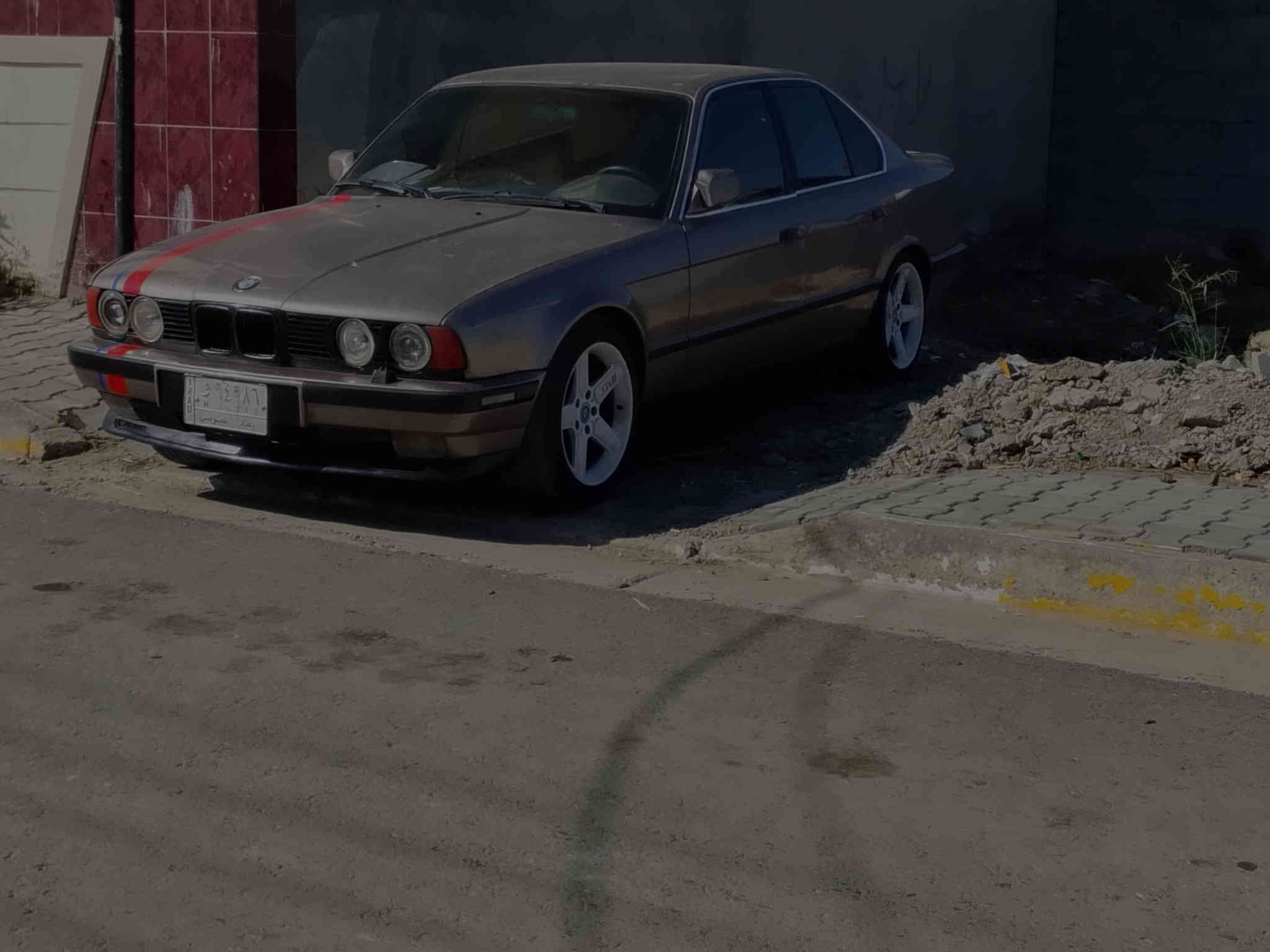 السلاام عليكم/
BMW 525مكينة25 مفتوح كير اوتو
السيارة كير محرك اكسل مكفولاات 
حدادية 80% السيارة نصبتهة احلى من الصور 
رقم بغداد تحويل مباشر سنوية مجددة27
تبريد شغال ❄️ منضومة جديدة شاد
مكاني بغداد سعر 49//***********
