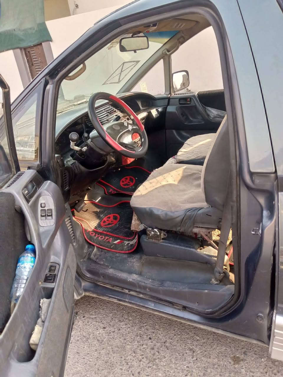 السلام عليكم بسبب الوعود الكاذبة للبيع او مراوس حسب القناعه سياره تويوتا بريفا موديل 92 كير محرك بلادي تواي واي اوتوماتيك سنويه عاج أتريد وكالة أتريد تحويل موجود سياره حلوه ماشاء الله خير من الله عائلية ومال شغل طلاب العنوان كركوك حي العسكري....السعر المطلوب 27 وبيها مجال للاستفسار مراسلتي على الخاص
او الاتصال على الرقم التالي ***********
