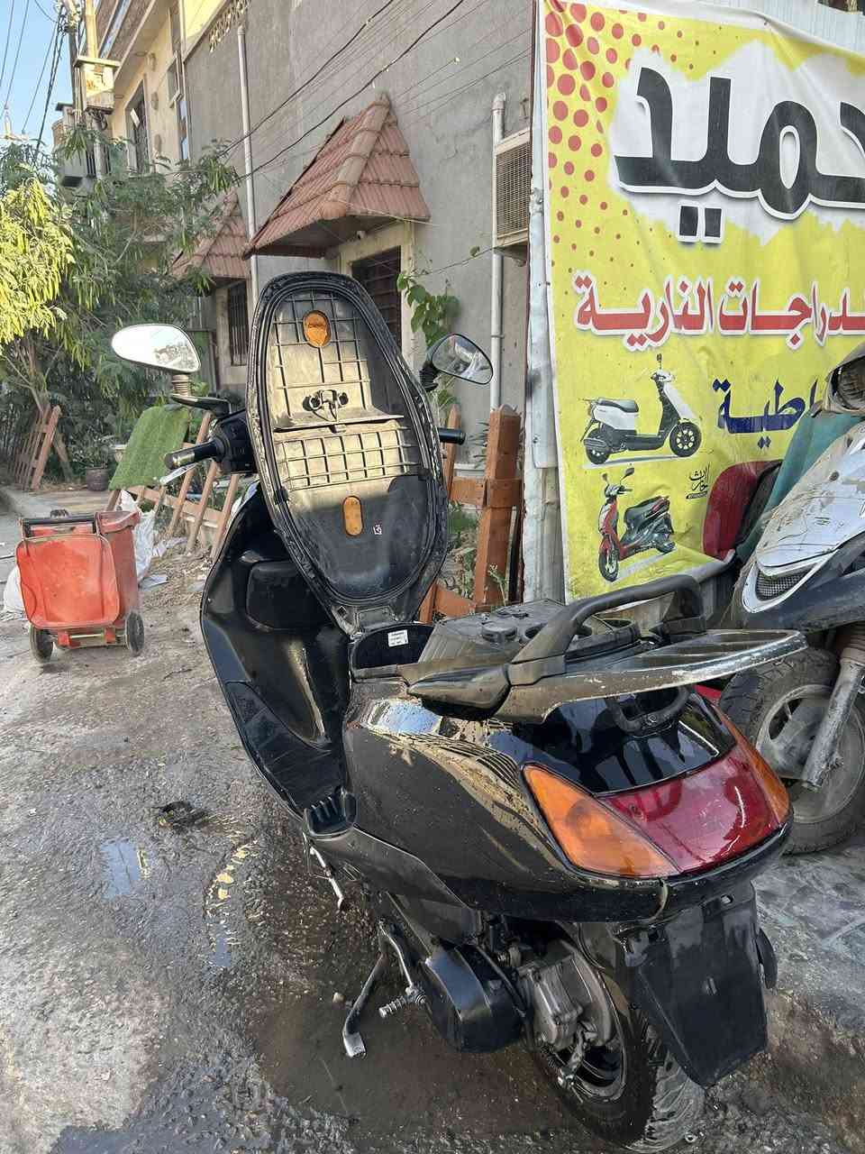 السلام عليكم دراجه سبيسي ياباني دراجه كل نقص ما بيه كامله مكمله انكر سلف واطلع شلعه معدل تشك الكاع مكينه ما ينسمع صوته مكاني بغداد المنصور السعر 650 وبيه مجال ***********
