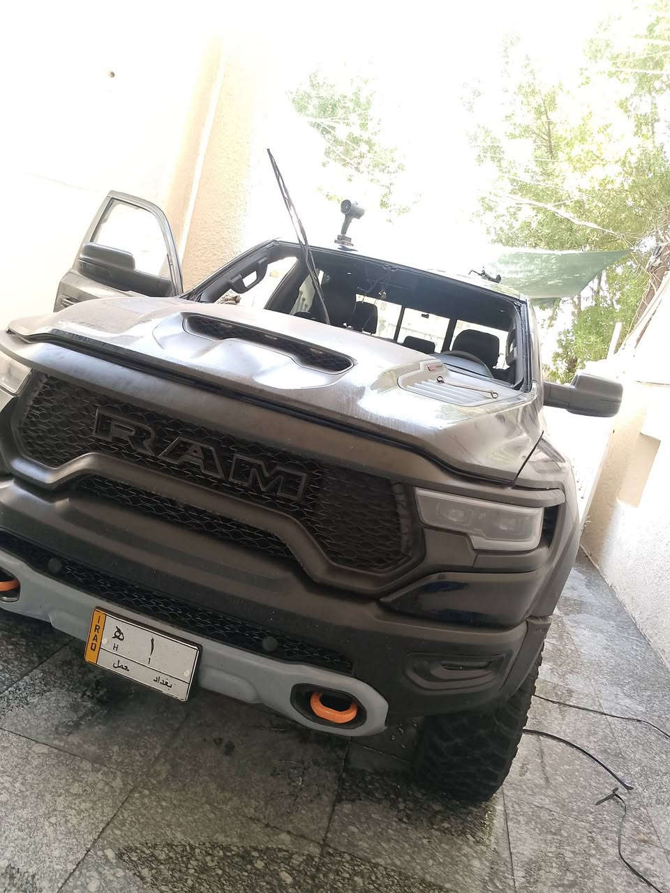 جميع نواع زجاج اليسارات القديم ولحديث نقل وشدداخل بغداد مجانن
وبنسب السعار رقم الهاتف ***********
