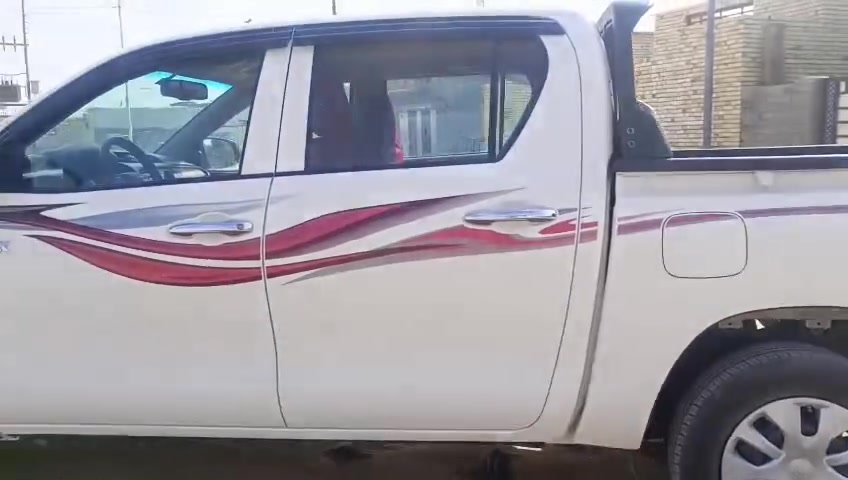 ***********
سلام عليكم سياره موديل 2020 وما بيه شي بس الضاهر بتصوير امامك رقم جديد مشروع وطني دولي جديد السنويه ل 31 السعر 200 وبيه مجال  بسيط لشراي العنوان ميسان
