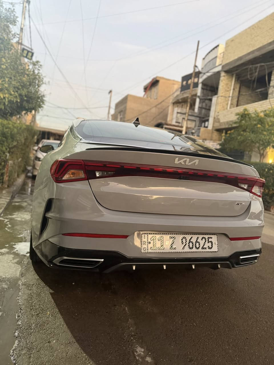 السلام عليكم كي فايف موديل2024
مواصفات جي تي لاين فوول للاخير
اللون سمنتي مميز حادث السياره والسونار موضح بالصور 
بدون صبغ بدون ايرباك سيارة بلادية ماشية 11 الف

مكينة1600تيربو
مواصفات 
بنوراما 
بصمه
شحن هاتف لاسلكي 
قياده ذاتيه ؏ الخطوط السريعه
هاند بريك بصمه
تشغيل عن بعد 
مثبت سرعه 
نضام ABS
مانع انزلاق حساس أطارات 
بك لايت ليد
شاشة
كامره دواره
الاسلكي 
شاشه اعطال
ويل كورم لونين
رادار جانبيه
مراقبة النقطة العمياء
رادار الخطوط البيضاء 
اشاير بالمري 
كشنات جلد +كهرباء +تدفئة
لايتات ‏3 عدسات 
نضام قياده أيكو + سبورت +سمارت +نورمال
بلوتوث + aux + usb
فول تحكم ستيرن
كير أوتو + عادي
ئوتو بريك 
‏ ‏الخريطة
ستيرن حرف. Led D +  زينون
توقف ذاتي عند الرجوع
صندوك بصمه
‏AUTO HOLD
تصميم خارجي رياضي
نظام الملاحة
مصابيح خلفية LED
مصابيح ضباب LED
السعر 217
مكان السياره بغداد البياع
الاستفسار
***********
