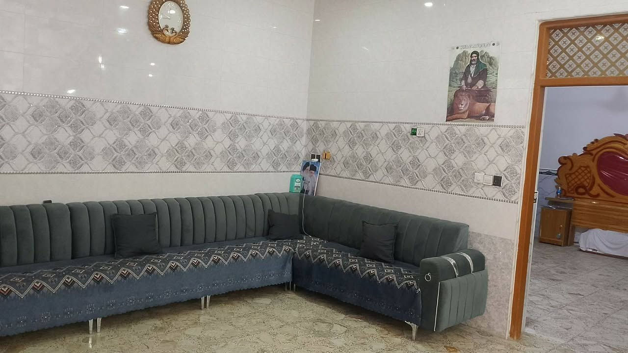 ياالله مكتب الجبوري للعقار بلخدمه ***********
دااار للللبيع مساحه 150متر حي ميسان شارع النخيل طابو زراعي قرب حسينية الزهراء صب كونكريت درجه شارع 10متر السعر 95مع المجال الاستفسار وات ساب بلخدمه *********** #الجبوري للعقار
