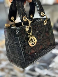 ديور • حقيبة صغيرة • ٢٤×٢٠سم