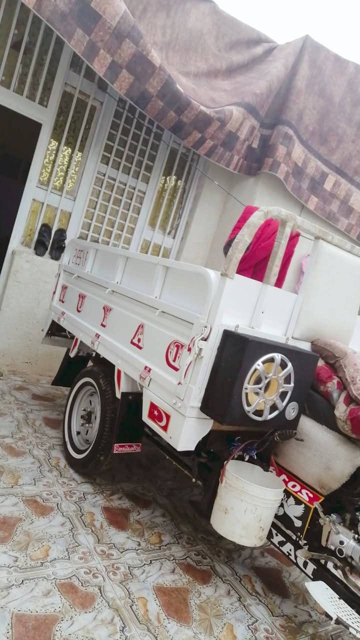 سلام عليكم شباب ستوته البيع المكان ذي قار قظاء الشطره حي الشرطه

الموصفات
نوع دآيون موديل 18)
تعمير من الدعاميه الجاملغ 25
شوفت عينك السعر  2  و   100وبيه مجل 
شراي تصل وبيك خير وتدلل

رقم الهاتف ***********
