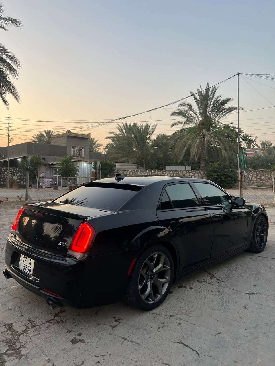 السلام عليكم 
للبيع كرايسلر C300 
موديل 2021 رقم مثنى الدولي فئة گراند تورنگ فول للأخير غير البانوراما
 
تو ويل أصل
. كشنات جلد كهرباء + تدفئة 
. سوبر تراك باك 
. حساسات امامي خلفي +رادارات 
. عدسات زينون اصلي ب ٣٠٠ الف 
. عليها برمجة شاشات SRT + كار بلّي  
. اضافات كت كامل SRT
. جميع المَرَايَا  عاكسة للضوء 
.  ماشية 110الف 

حادث اربع قطع جاملغ وبنيد وبالعراق جاملغ خلفي وقبق الصندوق 

ملاحظة : سيارة جديدة بمنعى الكلمة شرط ع وضع الشركة + تخم تاير جديد +باتري جديد (دينار متصرف عليها ) 
السعر مناسب :اتصل وتدلل ***********

مكان بابل
