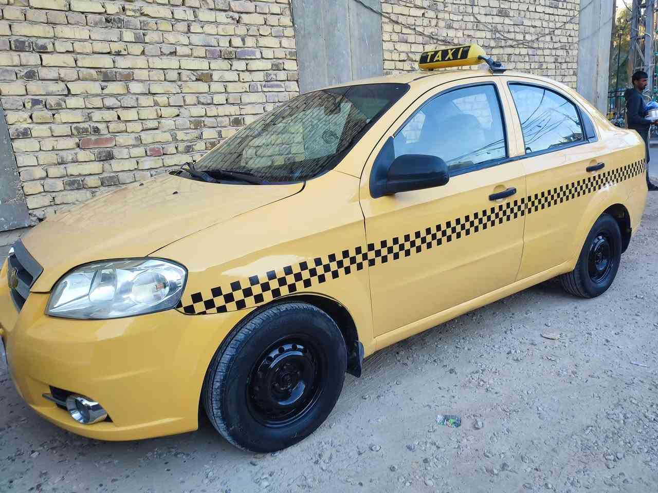 سلام عليكم افيو ٢٠١٠ خليجي مكينه مفتوح ١٤٠٠ رقم نجف مدور ثاني يوم سياره مكفوله من ضربه وتبديل عده جاملغ الأمامي صبغ سياره جاهزه مكينه كير حداديه تخم تاير تبريد دواخل اي استفسار *********** مكان مشخاب
