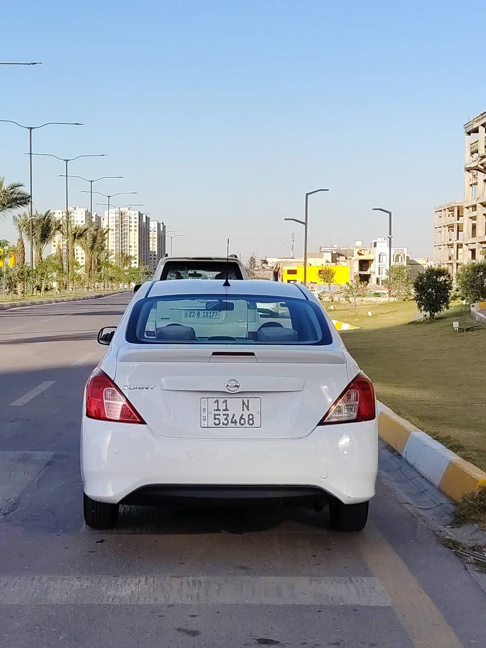 السلام عليكم ورحمة الله وبركاته 
للبيع نيسان سني هندي 2021
رقم بغداد باسمي الجديد وهزة جديدة 
كير مكينة صدر كلها ع وضع الشركة 
السيارة كفالة عامة من الضربة والصبغ والتبديل بيها بارد بارد مكانين  صغار فقط 
ماشية ٧٥ الف 
عارضها ب١٠٩ وبيها مجال بسيط جدا
مكاني حي الجهاد الشارقة 
الشراي يتصل ويدلل 
***********
