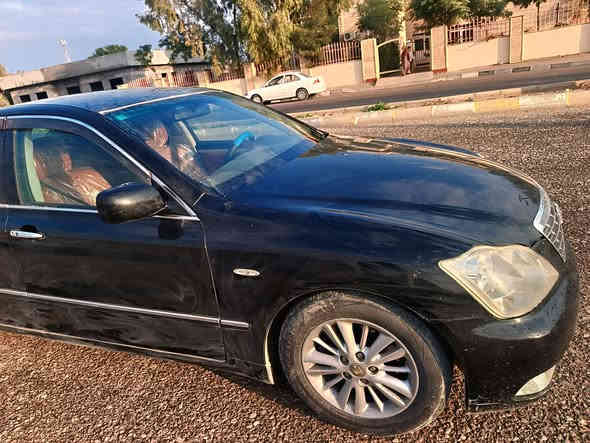 شاهانە مووس

ڕەنگی ڕەش2006

دووگمه2
گێرومەکینەی گەورە
ناو قەیسی 
کامیرەو شاشە
4تایەو ویل لۆکی لەژێردایە
مووشتی لیکززە
هیچ دەعم و لێدراوی نیە
ناو سندوقی کامل
سەیارەکە هین ماڵی خۆمە معرز نیە هیچ عەیب و عارێکی 
نیە

56گڵاو مەعامەلە 
شوێن کەلار.ڕزگاری  ***********
