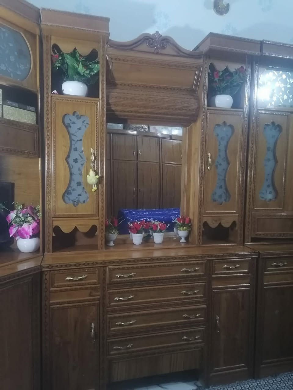 غرفه نوم صاج حطاطه 
ضخمه أربعينه مع دوشك 

مستخدمه المكان فلوجه 

الشراي خاص


**إذا كنت صاحب هذا الإعلان وتريد حذفه لأي سبب، رجاءا أرسل رسالة إلى الدعم الفني**