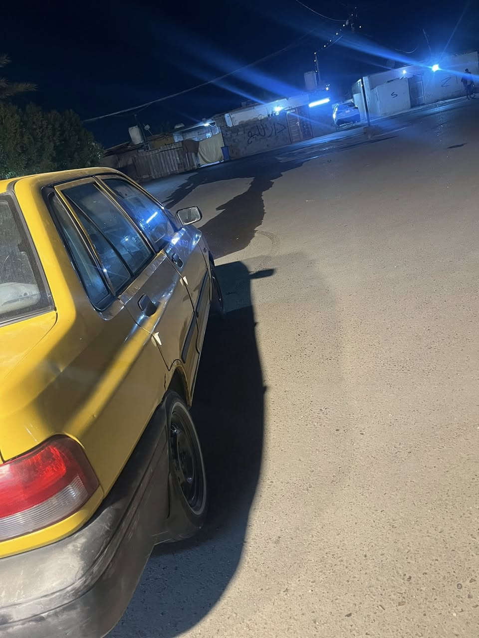 السلام وعليكم شباب سايبه موديل 2011كير مكينه خير من الله سياره جاهزه من كلشي تخم تاير حلو صدر امامي خلفي جديد مشط بور جديد شواصي حلوات بيه بس واحد بي فطر معمر سياره بلاديه وجاهزه مكفواله من صبغ فقط جاملغ امامي مكاني بغداد مرور التاجي سعر 25وبيه مجال كلشش بسيط رقم الهاتف ***********
