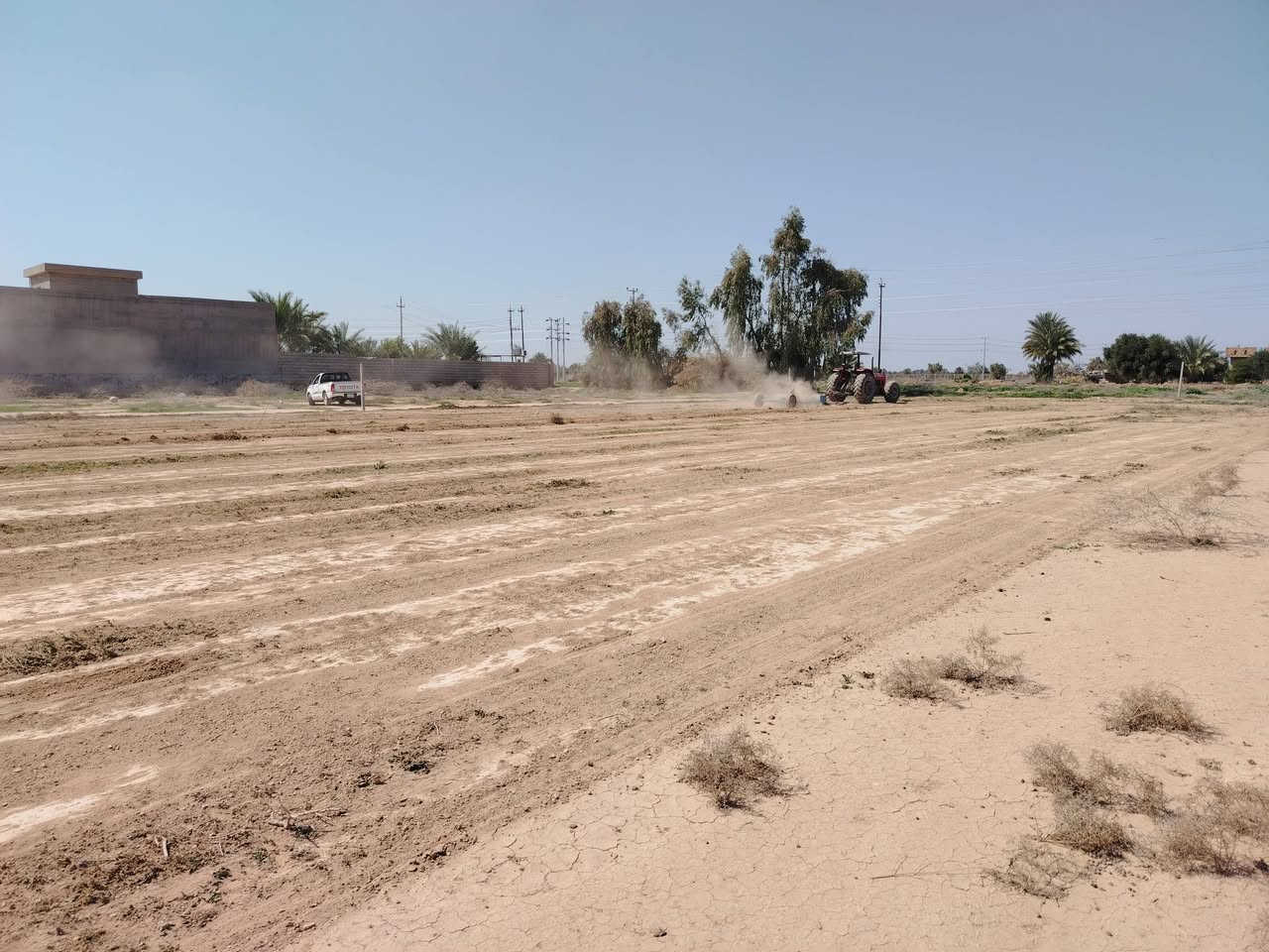 قطعة أرض للبيع المساحه ٢دونم طابو زراعي سند ٢٥ المكان طريق مسعده بالقرب من محلات الحسين الإبراهيم للاستفسار الاتصال على الرقم التالي ***********
