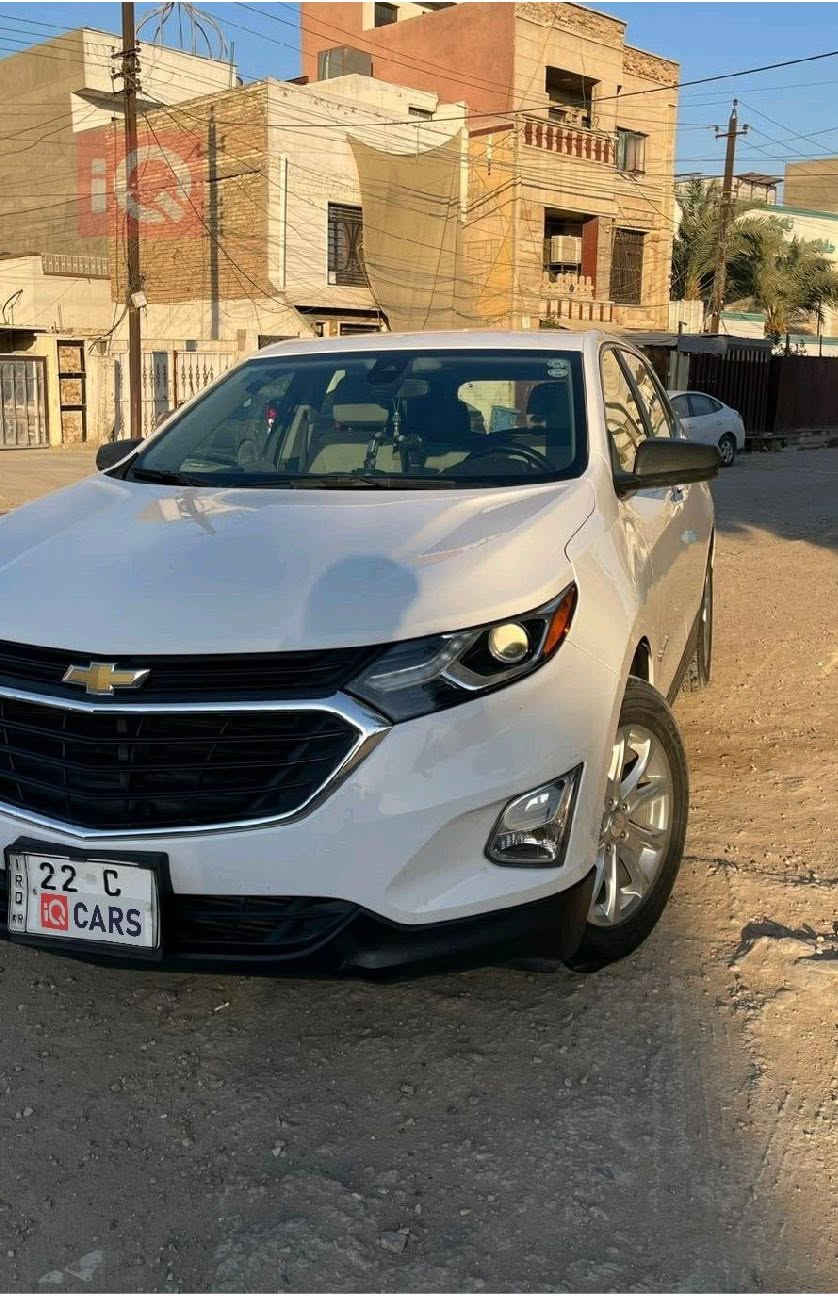 للبيع شيفروليه إيكوينوكس موديل 2021 فئة LT، السيارة ماشية 100 ألف كم ومواصفاتها أمريكية. المحرك 1.5T، 4 سلندر، بنزين، والقير أوتوماتيك. اللون أبيض، والمقاعد قماش وعددهم 5. اللوحة أربيل خصوصي. السيارة بيها دفع رباعي، بريك أوتو، نظام منع التصادم، مثبت سرعة، كاميرا خلفية، شاشة وبلوتوث، تحكم مقود، وأنظمة أمان متعددة. للاستفسار، هذا رقم الهاتف: ***********.
