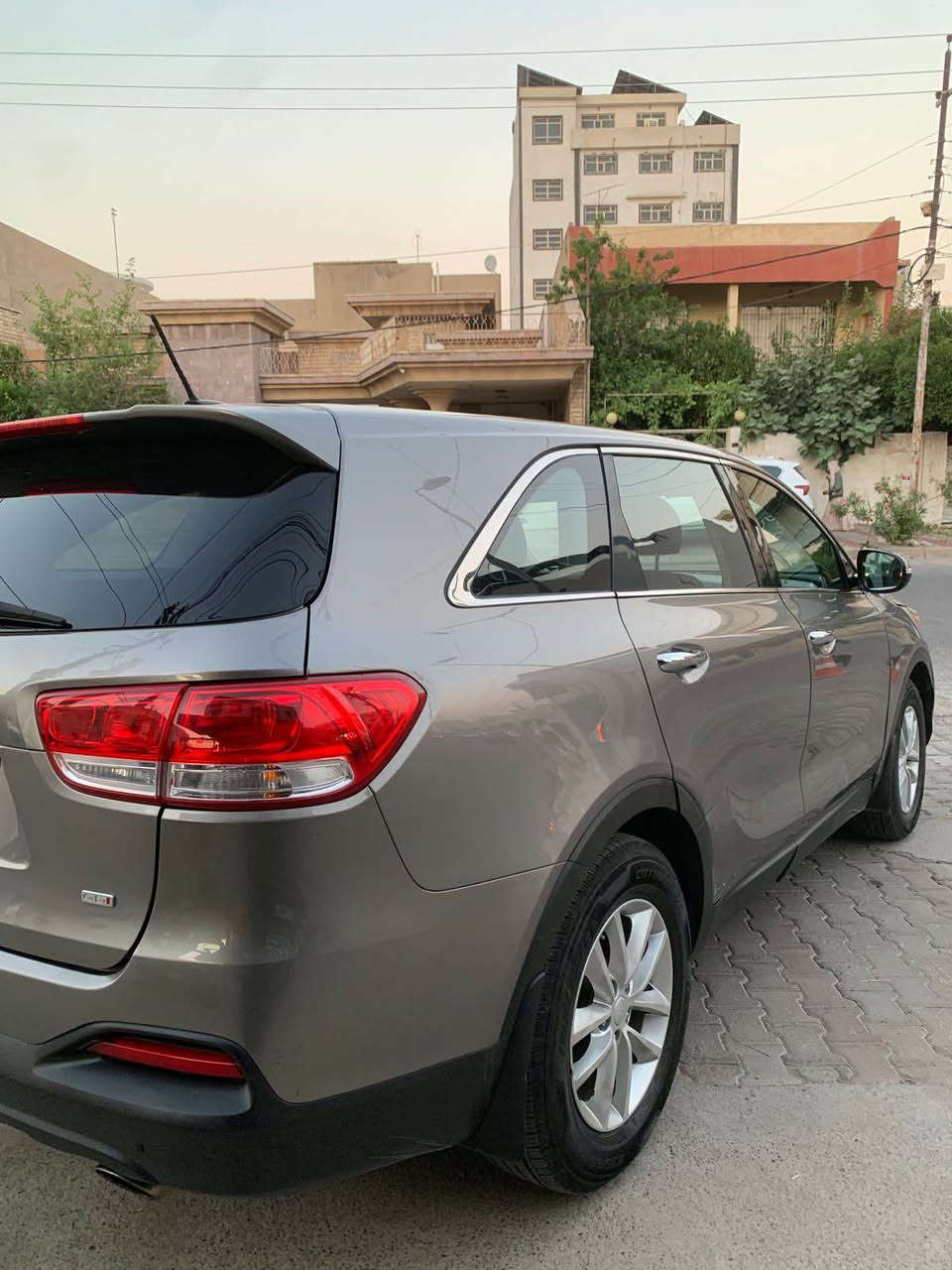 Kia Sorento #217
Model.     2018 
بۆنیت چاملغ سایق سبوغ 
نەرمە تەزرەی هەیە 
بەدەنە و شانسی هەیتی
ئێرباگ هەموو بویتەوە
مەکینە / V4 کەپس 
ڕۆیشتن / ١١١ هەزار میل 
رەقەم و سەنەوی نوێیە 
نیو مواسفات 

نرخ / ١٦٥ مجال
*********** واطسب أربيل, العراق
