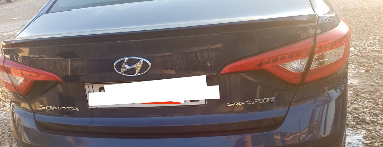 سوناتا موديل 2016وارد امريكي محرك 2000تيربو👍
داخله كلين بيه تقرير 
لا غرق ولا ضربه 
ضربه بيه بالعراق الباب الخلفي جهه العبري والباب مبدأ
م ..

رادار امامي +رادار جانبي 
كامره خلفيه دواره + حساس خلفي 
مانع انزلاق + تحديد مسار + توقف ذاتي 
اوتو هولد + سايد بريك بصمه + مود درايف ايكو + نورمال +سبورت
شفتات استيرن رياضي حرف D
السياره   ترحيب عند الاقتراب + الجنطه ذكيه تفتح عند الاقتراب 
الشاشه ابل كار بلي حجم الكبير 
اربع كشنات تدفئه تبريد كشنات جلد 
سماعات انفنتي صوت + دمام خلفي بلادي 
قطعتين تبريد 
كشن السائق خزن وضعيتين وضعيات 
اللايت الامامي LED دوار ويه حركة الاستيرن ماشيه 121الف كيلو 
سياره خير من الله تشوف بعينك 
رقم سليمانيه دولي 
بأسم شركه بالنجف تحويل وكالة بالي يعجبك 
والرزق على رب العالمين 

وبعد هواي ماعرفهم 
مكان السياره نجف 
للاتصال واني خاد***********
