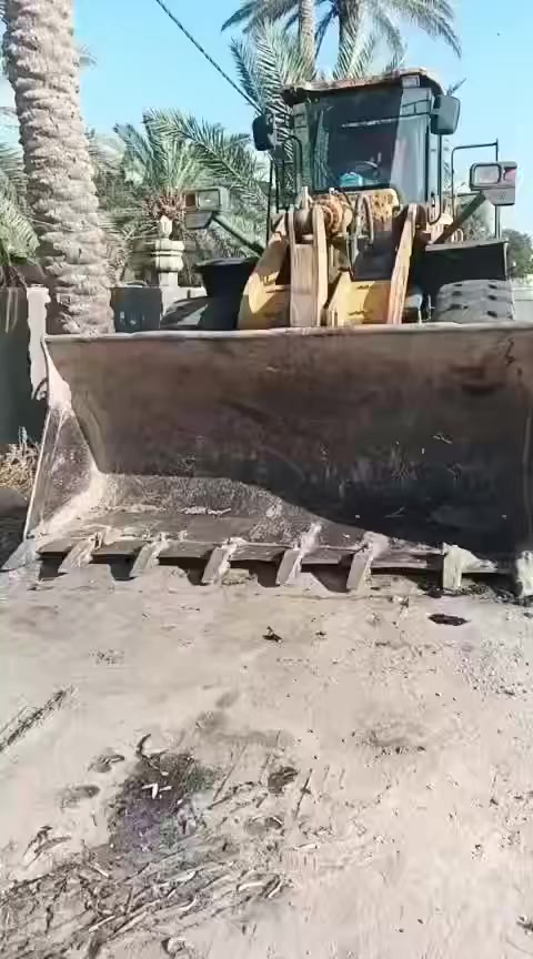 .
السلام عليكم 
للبيع شفل LG صيني شركة درب البحار 
موديل 2013ستيراد خاص تخم تاير جديد بحاله جيده جداً جاهز للعمل المباشر 
بسمي تريد مداور مباشر اروح وياك ادوره بسمك 
العنوان بابل 
السعر والستفسار 📞
***********         👉واتساب
***********
