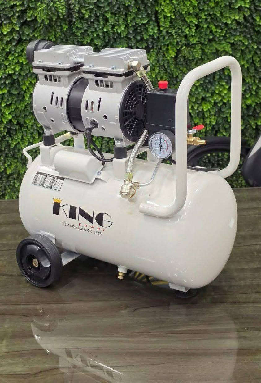 #كمبريصة 30 لتر  من ماركة king power :

💫 كاتم صوت
💫2 راس فعلي 
💫بدون زيت 
💫1380 واط
متوفر التوصيل لكل المناطق


**إذا كنت صاحب هذا الإعلان وتريد حذفه لأي سبب، رجاءا أرسل رسالة إلى الدعم الفني**