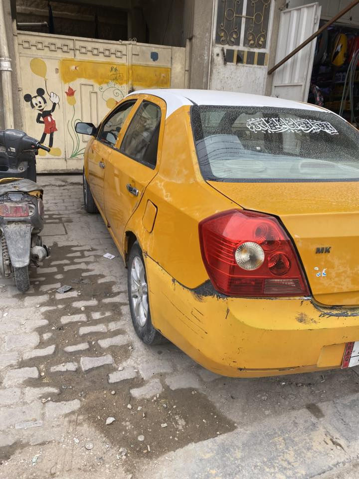 السلام عليكم جيلي ام كي موديل 2012 رقم بغداد مميز مكينه وكير كورلا شاشة سستم سماعات منضومه زنون بيها سنويه صاقطه مصفره هيئه وغرامات راعيها ب ناصريه سعرها 22 ورقه وبيها مجال مكاني كربلاء ***********@إشارة@
