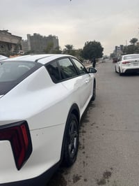 يا الله سياره K4 موديل 2025 حادثها فقط بنيد مبدل اسود خام ومغلف فابلون...