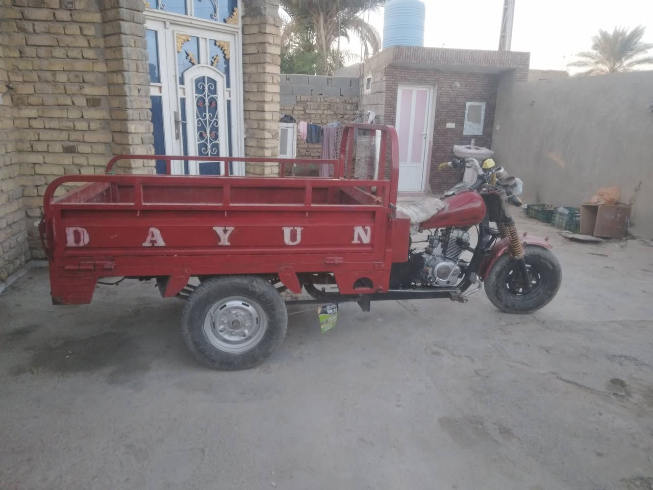 السلام عليكم ستوته ديوان رقم اسود لبيع مديل ٢٠١٠ محرك ٢٢ السعر ٩٥٠ وبيه مجال لتواصل رقمي ***********مكاني وسط قضاء الحي
