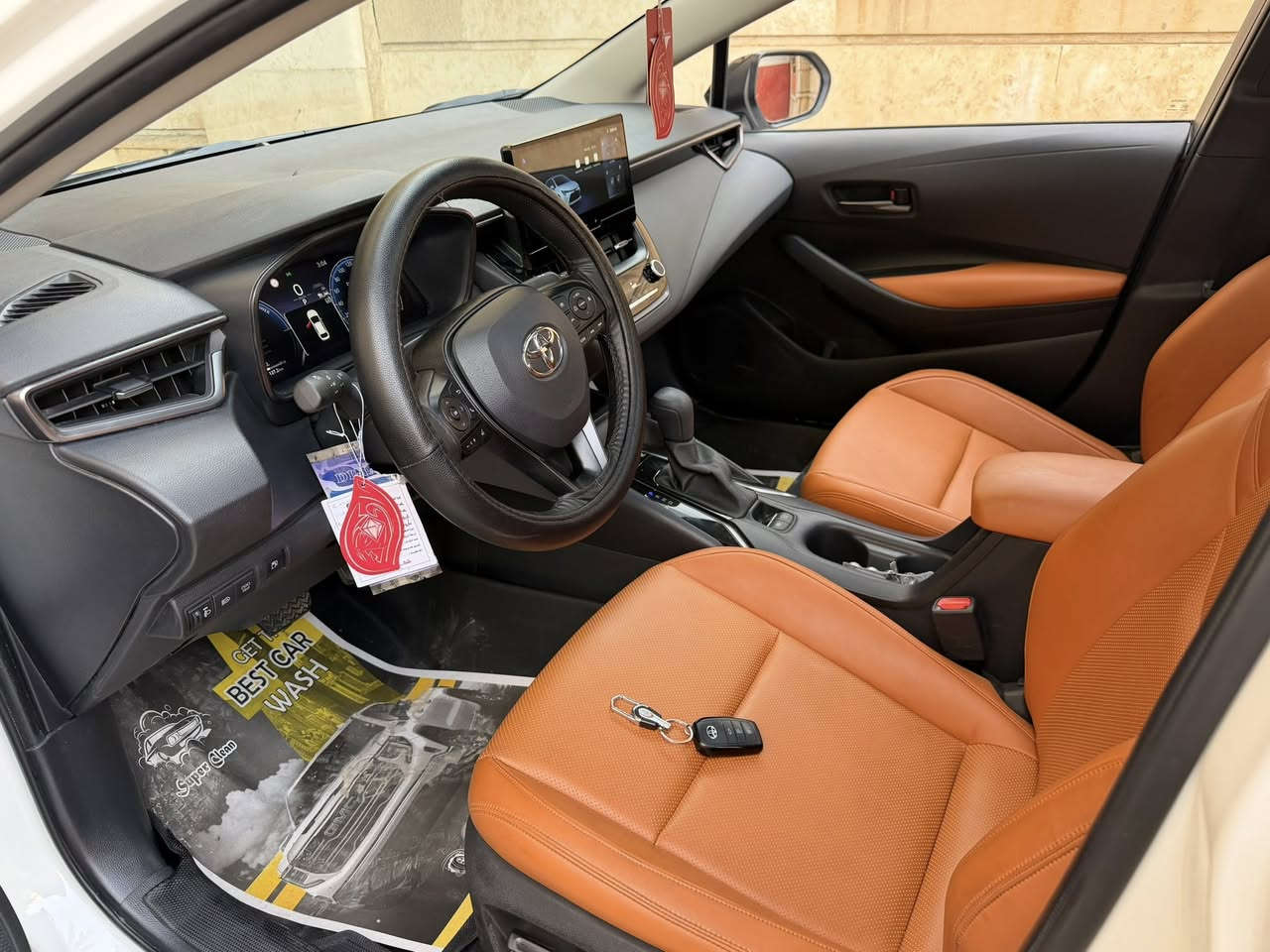 السلام عليكم
للبيع كورلا S فوول مواصفات 
 هايبرد كشنات جلد كهرباء 
 معروفة مواصفات ال S السيارة 
ماشية ٦ آلاف مكفولة من كلشي بعدها بحالة الزيرو 
 مكان السيارة بغداد البلديات 
سعرها ١٦٨ وبيها مجال بسيط 
لاستفسار ***********
