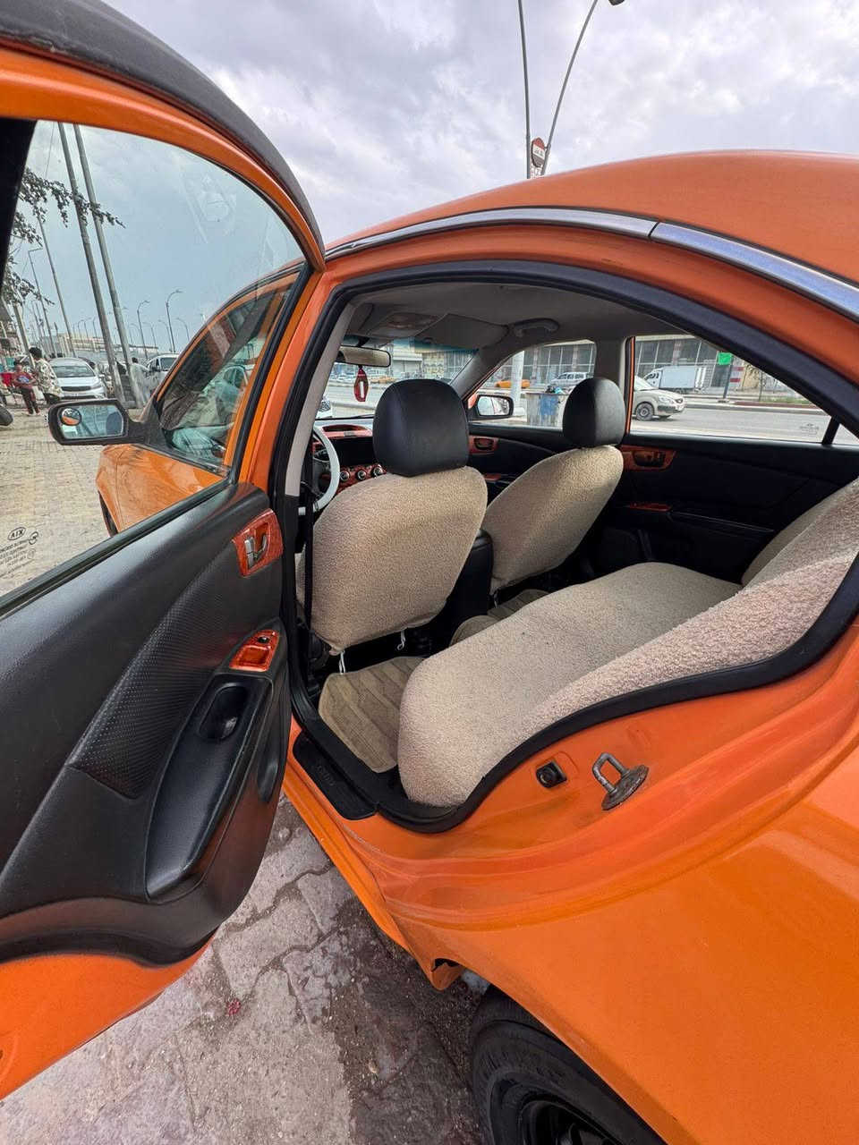 سلام عليكم
اوبتيما موديل 2010
سياره مكفولة فقط تبديل بنيد باقي سياره كفاله عامه 
لون بلادي سياره كوري جاهزه 
تخم تاير
تبريد 
حداديه سياره كارتون 
سعر(115)وبيها مجال حك جيه 
رقم تلفون ***********
والله يرزق الي ياخذها
