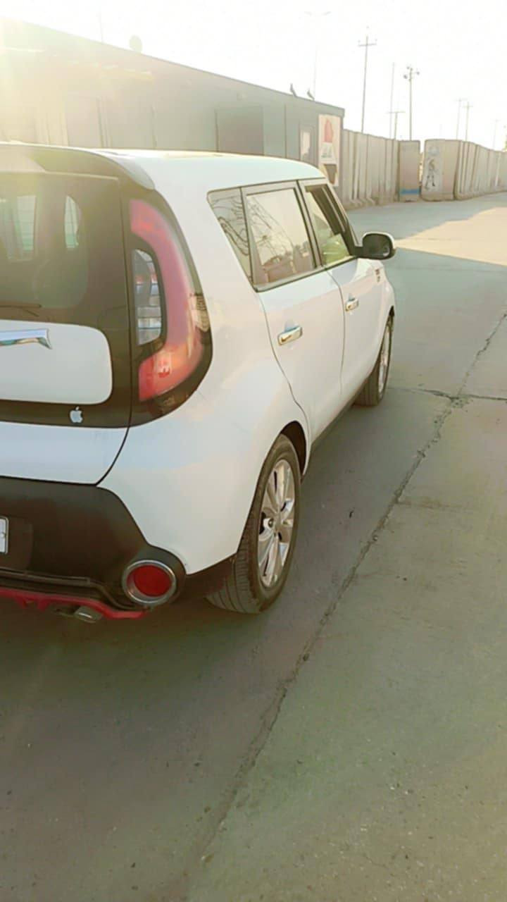 لبيع صول ٢٠١٥ بسمي مكينه ٢٠٠٠الفين بيها حادث من امريكا جاملغ امامي كلير والجاملغ الخلفي بيه صبغ ملاونين وياه الباب مكان السياره بابل السعر ١١٥ وبيها مجال سونار موجود هاتف ***********
