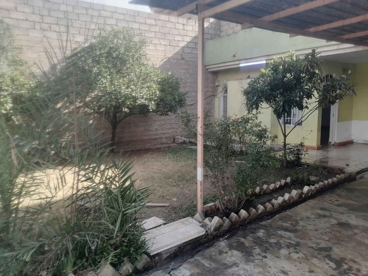 الا يجار قطاع الخامس قريب عل سوك ***********
