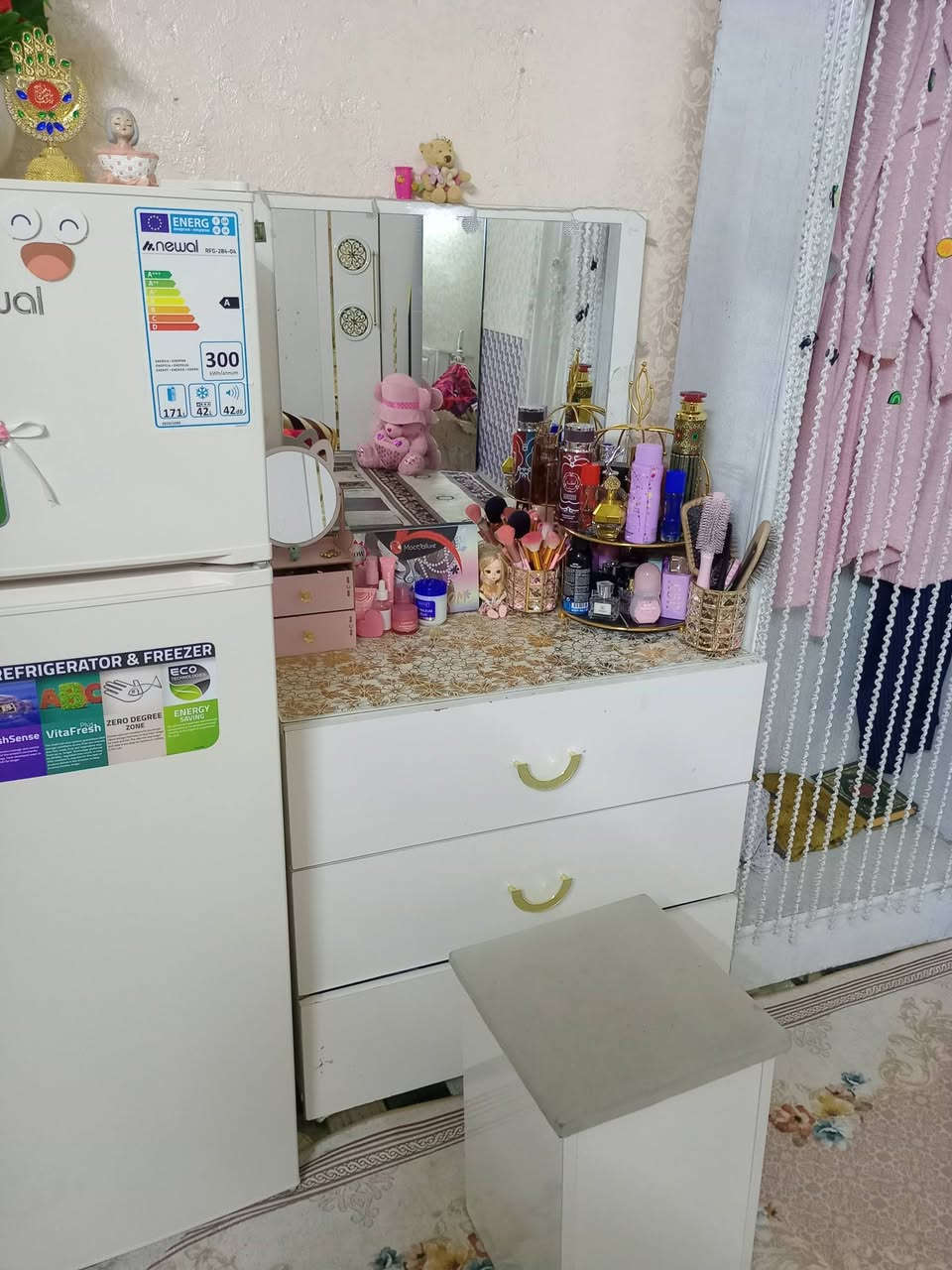 غرفة تركي 5 قطع للبيع المكان ميسان  
السعر 450 قفلها


**إذا كنت صاحب هذا الإعلان وتريد حذفه لأي سبب، رجاءا أرسل رسالة إلى الدعم الفني**