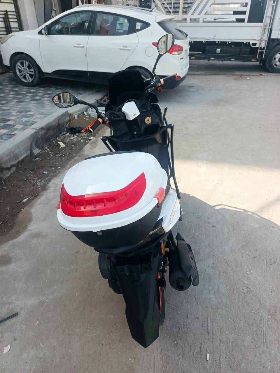 السلام عليكم دراجه CHOST
مديل 24كفاله عامه ماشيه 6الاف عله وضع شركه سعره 800وبيه مجال  رقم صاحب الدراجه  
 *********** احمد الحلاق
