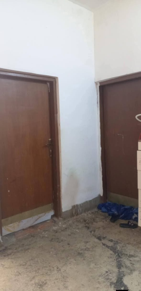 دار البيع مساحه 190 متر خدمات كهرباء ماء مجاري رصيف  وتبليط منطقه سبع قصور شارع أبو علي قرب حسينيه ال هاشم ثاني بيت عن الشارع
التفاصيل البيت بالمنشور
التواصل الاتصال علئ رقم ***********
