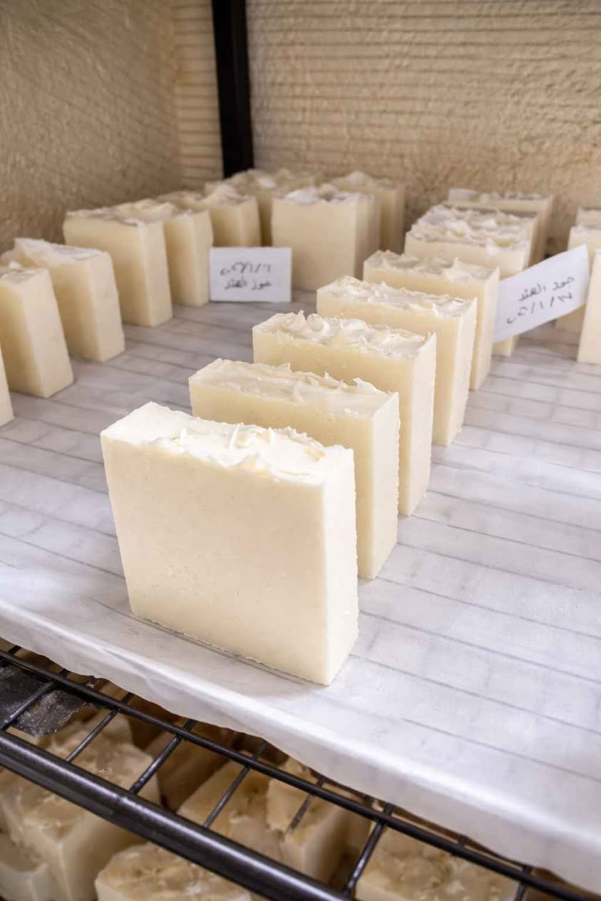 صابون طبيعي بلاعشاب والزيوت الطبيعية 
يساعد ع معالجة البشرة من التحسس والجفاف والاحمرار ويحافظ على ترطيب البشرة 
غني بلكولاجين♡♡
توصيل لجميع المحافظات 🚘 بغداد, العراق


**إذا كنت صاحب هذا الإعلان وتريد حذفه لأي سبب، رجاءا أرسل رسالة إلى الدعم الفني**