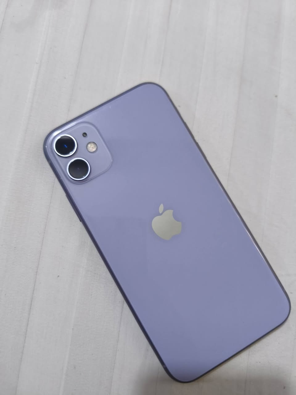 السلام عليكم ايفون 11 نظيف ما مفتوح نفخ مكاني بغداد ***********
