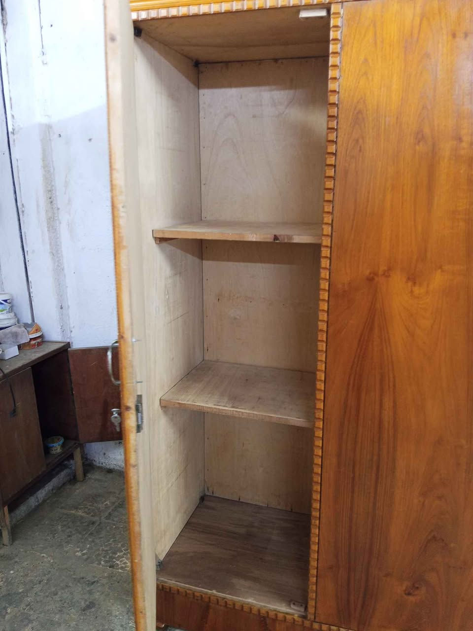 قنصور 4 ابواب السعر 160 للأتصال *********** أو *********** موصل, نينوى
