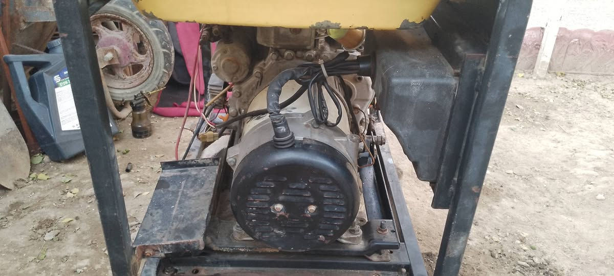 السلام عليكم مولد كاز للبيع نظيفه بلاديه محرك وتوليد مامفتوح 5كيفي20امبير تشقيل نص ديره بغداد الكماليه رقم بيه وتساب0773172442


**إذا كنت صاحب هذا الإعلان وتريد حذفه لأي سبب، رجاءا أرسل رسالة إلى الدعم الفني**