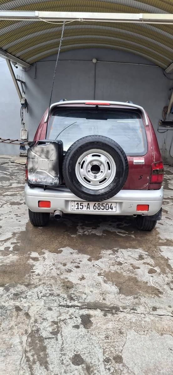 السلام عليكم
سبورتج ٩٤ 

بدون ضربه 

دفع رباعي شغال

محرك بلادي 

تخم تاير 

باتري جديد 

صدر +دبلات جديد 

بولبرن تايرات اماميه جديده اصليه 

السعر ٣٨ وبيه مجال 

رقم انكليزي انبار  وتحويل ثاني يوم
***********
***********
