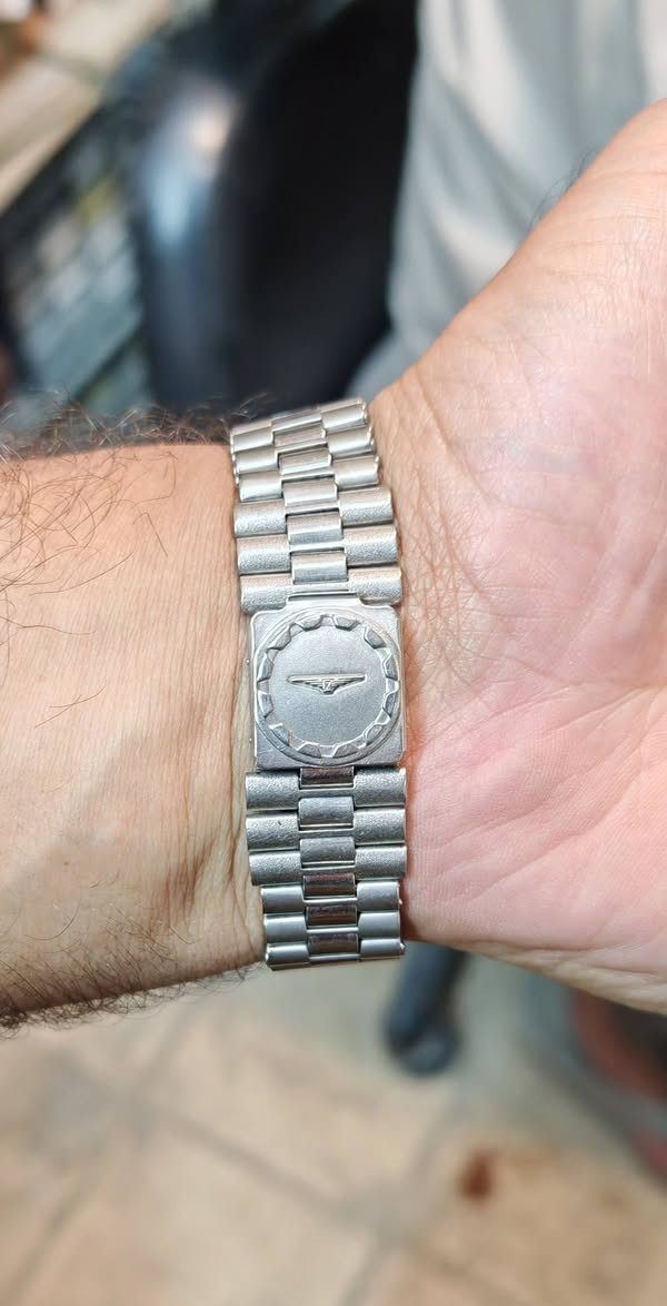 للبيع عاطلة، ابيع على وضعها
لونجين كونكويست، ماكنة معلمة، بيها عطل بالدكمة والماكنة، ابيعها على وضعها.
السير مكبر بي إضافة
السعر أكيد طيب مال عاطلة.


**إذا كنت صاحب هذا الإعلان وتريد حذفه لأي سبب، رجاءا أرسل رسالة إلى الدعم الفني**