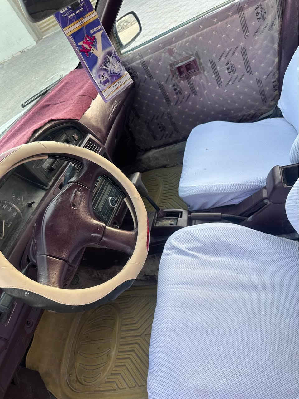 السلام عليكم كورلا موديل ٩٢ يسرا بلاد مكينه وكير شرط الفحص تبريد شغال سنويه مشروع وطني تخم تاير حداده جديده كهربائيات شغاله مكفوله كص ونقل وضربه قويه السعر ٤٠ وبيها مجال وهذا رقمي بي واتساب *********** البصرة, العراق
