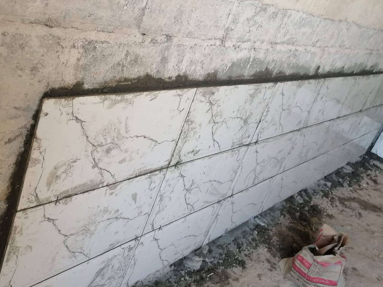 مكلف بل نشر حالين متفرق شغل سراميك ***********
