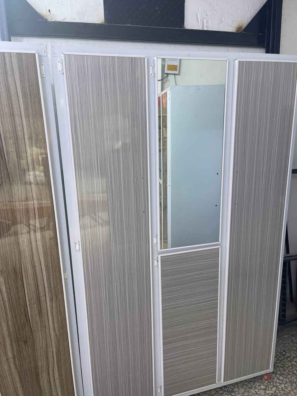 كنتور حديد مغلون معدن
السعر 180 الف

 
الارتفاع ١٩٠ سم 
عرض ١٢٠ سم 
عمق ٥٠ سم.

😇😇😇😇
توصيل داخل بغداد مجاني 
اطراف 10
محافظات 20


**إذا كنت صاحب هذا الإعلان وتريد حذفه لأي سبب، رجاءا أرسل رسالة إلى الدعم الفني**