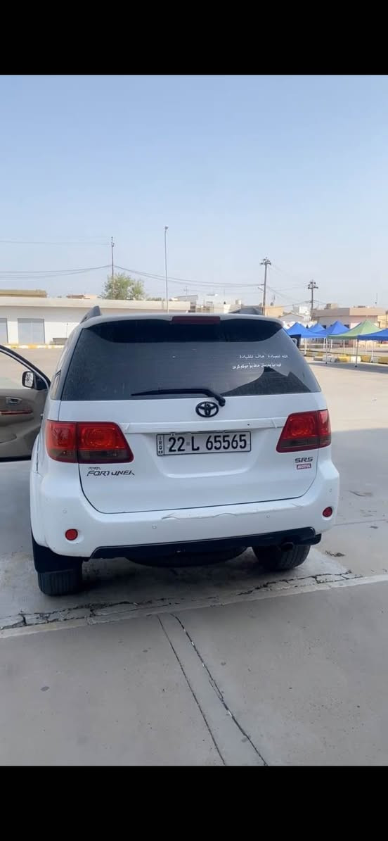 فؤر چينه ر ٢٠٠٦
ليدراوي نيه 
٢ كوته ساردي هه يه 
 ٢جيه ي كه مي سبوخه 
سه ياره كه لؤك ماوه ته وه 
مالي دؤسته 
مه كينه ي كراوه ته وه 
ته صفيت كراوه وه ك شه ريكه 
ته بريد سارد و گه رم 
ره قم ته له فون 
***********
*********** كركوك, العراق
