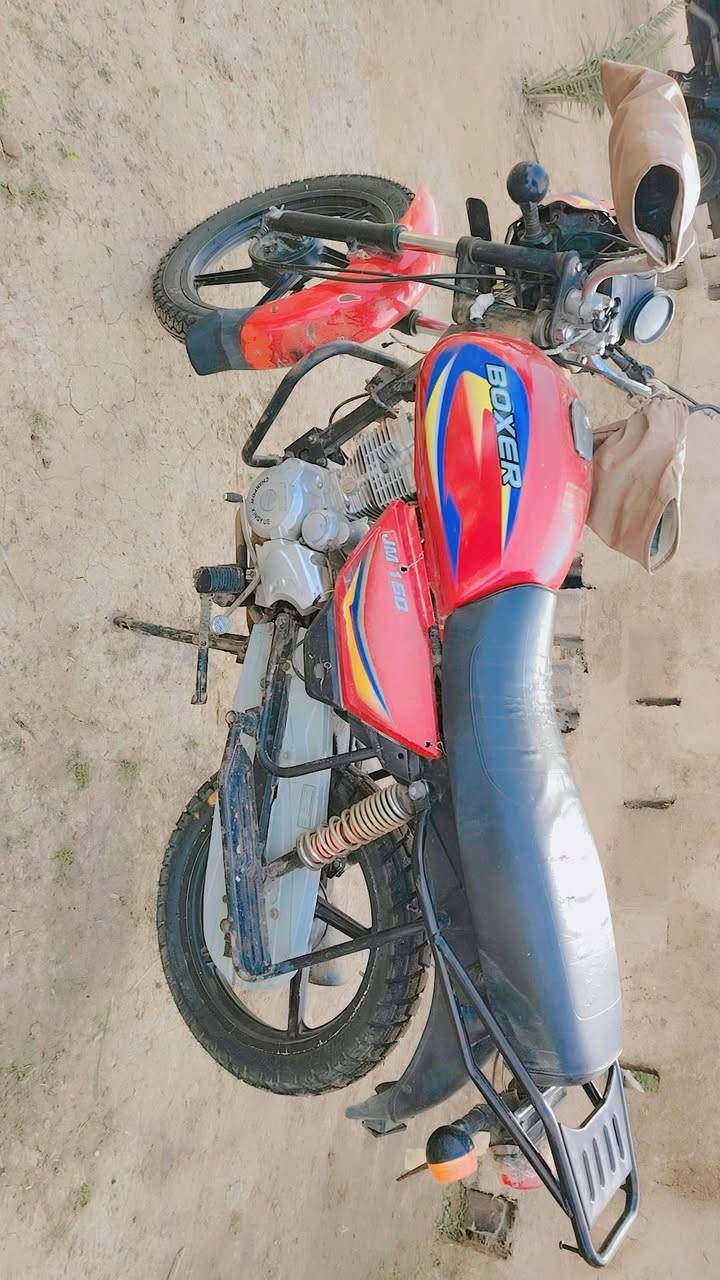 السلام عليكم دراجه بوكسر للبيع 2021 كلك محرك تحوير محركه موجود  وياه ***********السعر  550 الف
