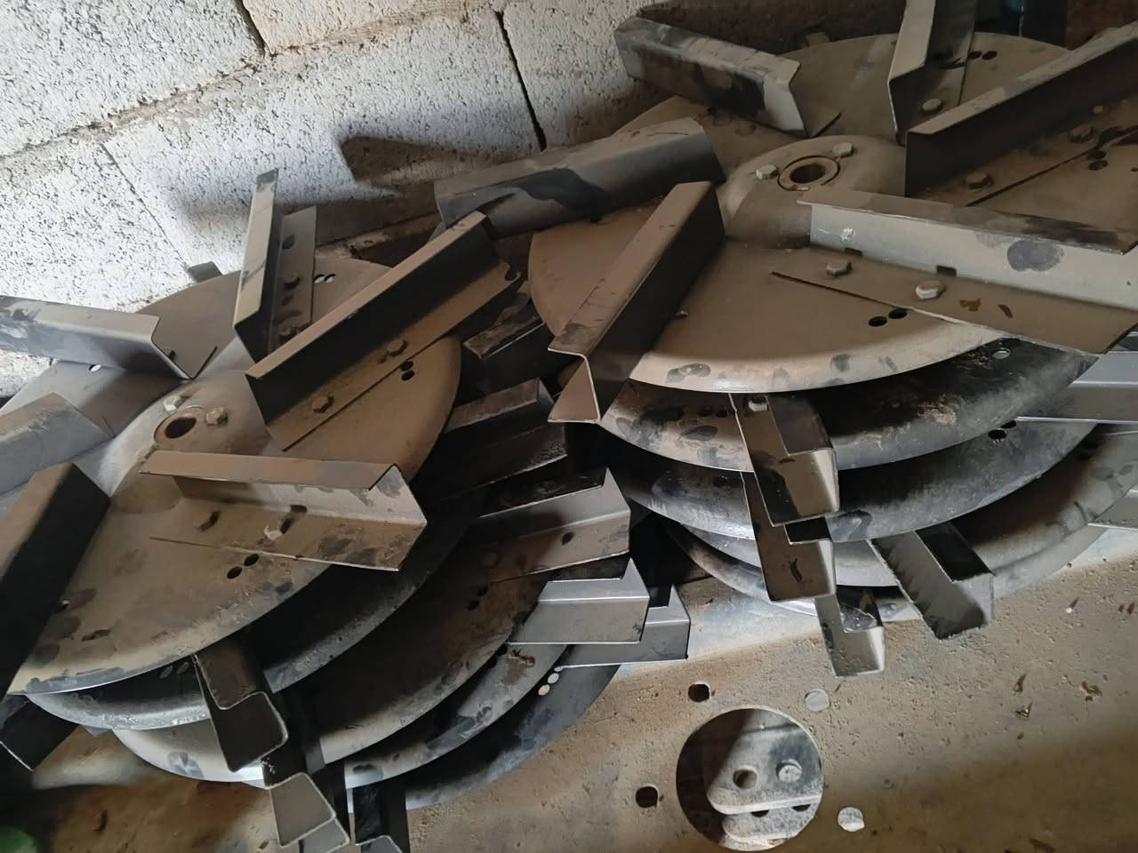 تم وصول كافه انواع قطع القيار للمعدات الزراعيه العزيزيه معرض الشمري ***********
