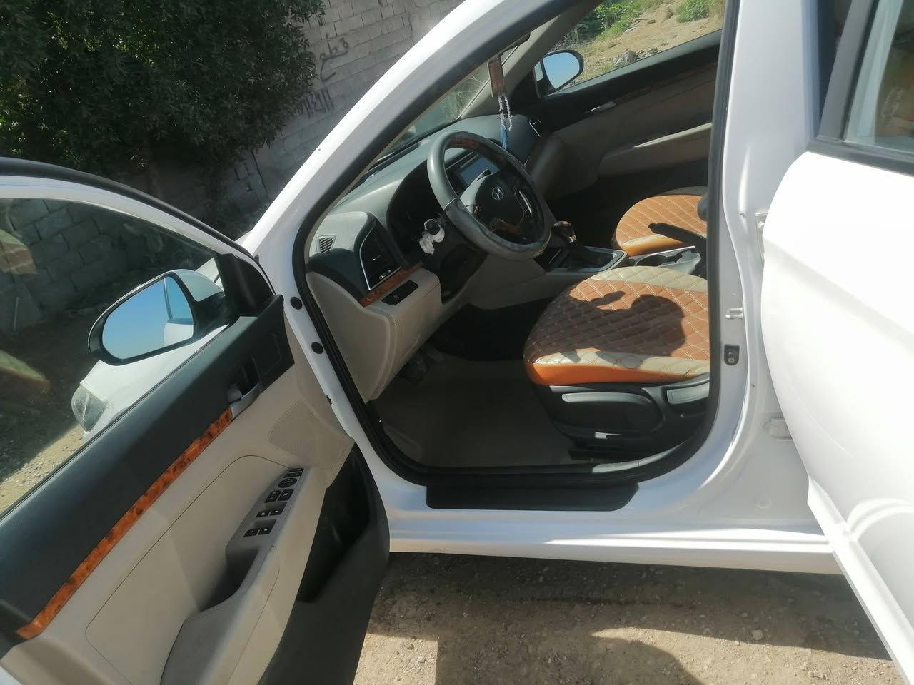 النترا خليجي فول ماعده البصمه رقم واسط مكفوله ٢٠١٨ ماشيه ١٠٠ الاستفسار الاتصل ***********
