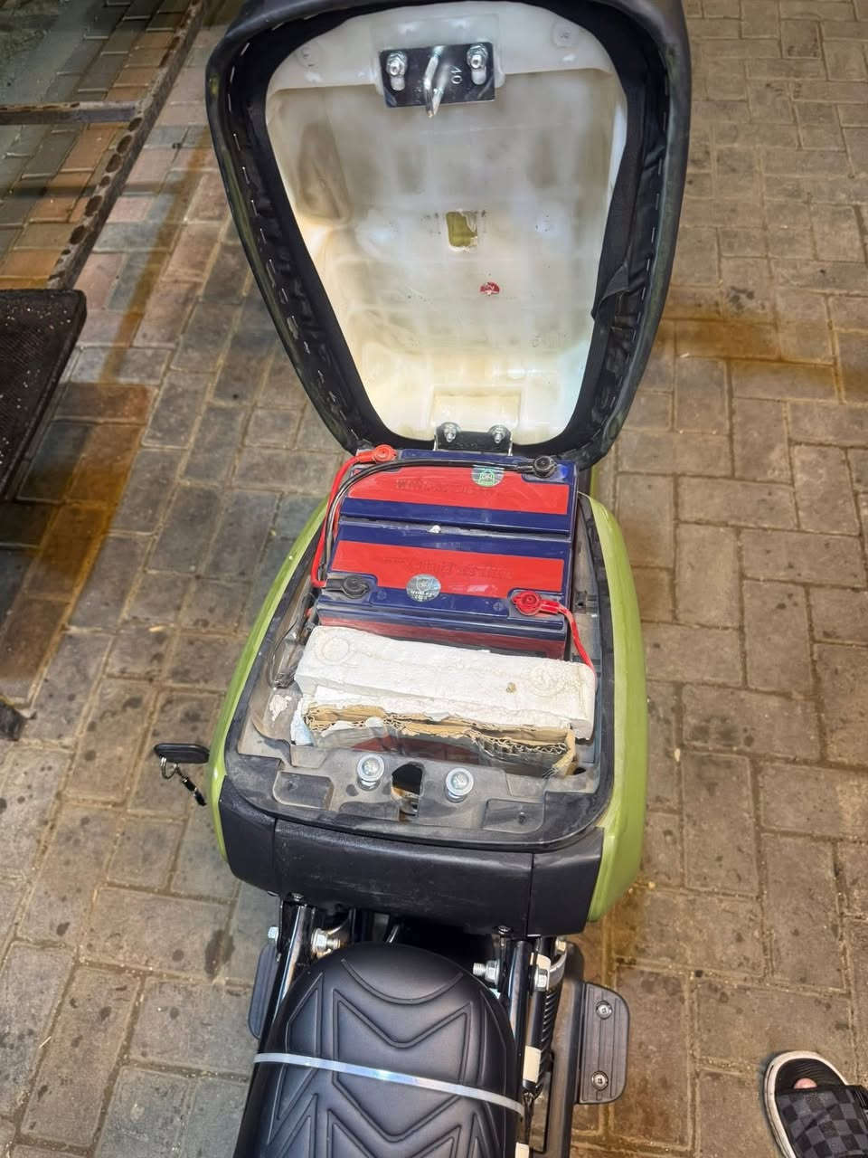 السلام عليكم باسكل شحن R9للبيع الباسكل خير من الله كلشي بي شغال ماعدى دكمة الهورن الباسكل صاله ٣اشهر نزل للشارع الباسكل مفول تجي وتشوفه وين مجان افحص الاستفسار ***********
