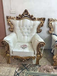 تخم ملكي • كنب • باقي الانواع