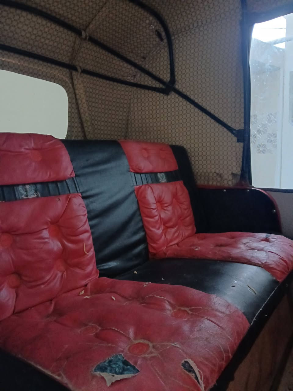 تكتك للبيع موديل ٢٠١٨ رقم سنويه تحويل ثاني يوم كبل للشارع سعر ٤٥٠٠ بعقوبه التحرير ***********
